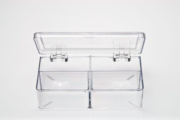 4 Compartment Rectangular - Partitioned - Snap-Lock Lid