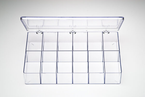 12 Compartment Rectangular - Partitioned - Snap-Lock Lid